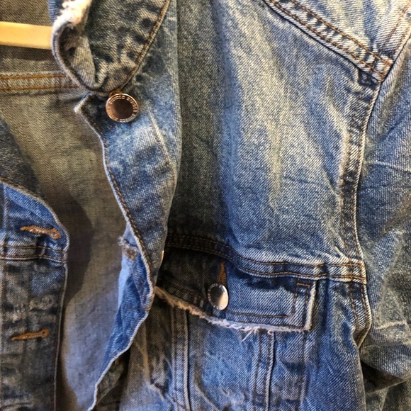 H&M Jean Jacket sz M - Picture 2 of 4